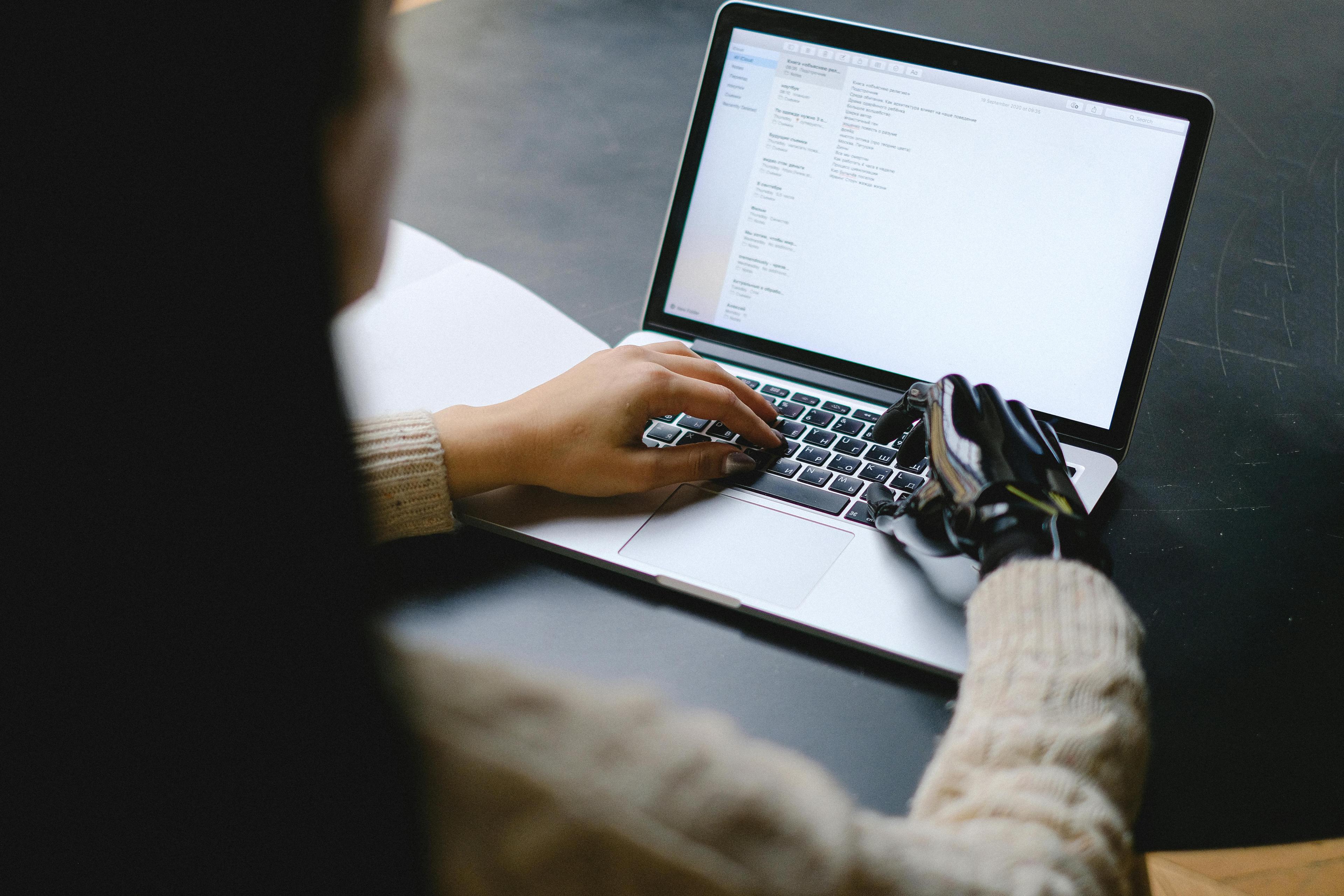 Hybrid Creativity ASSIST Software
